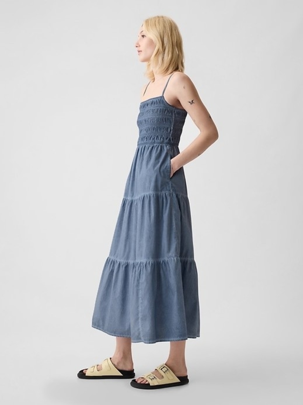 Gap Smocked Chambray Maxi Dress in Light Blue - Picture 2 of 10